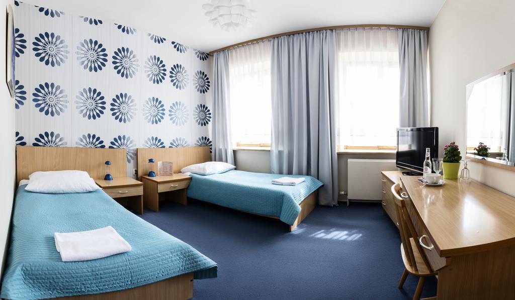 Hotel Piemont パビャニツェ エクステリア 写真