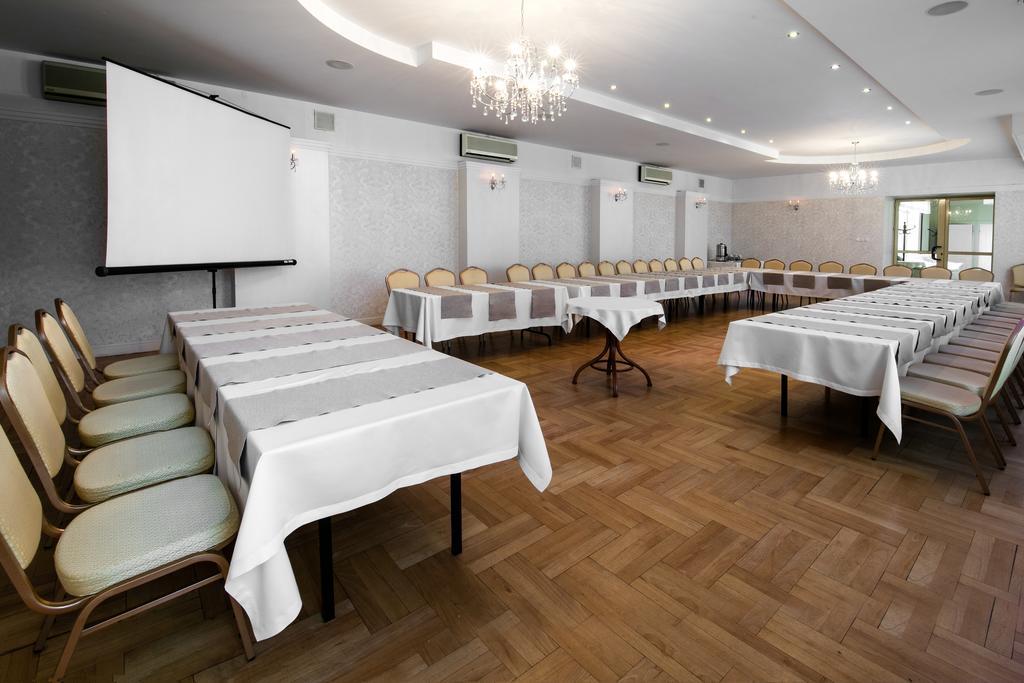 Hotel Piemont パビャニツェ エクステリア 写真