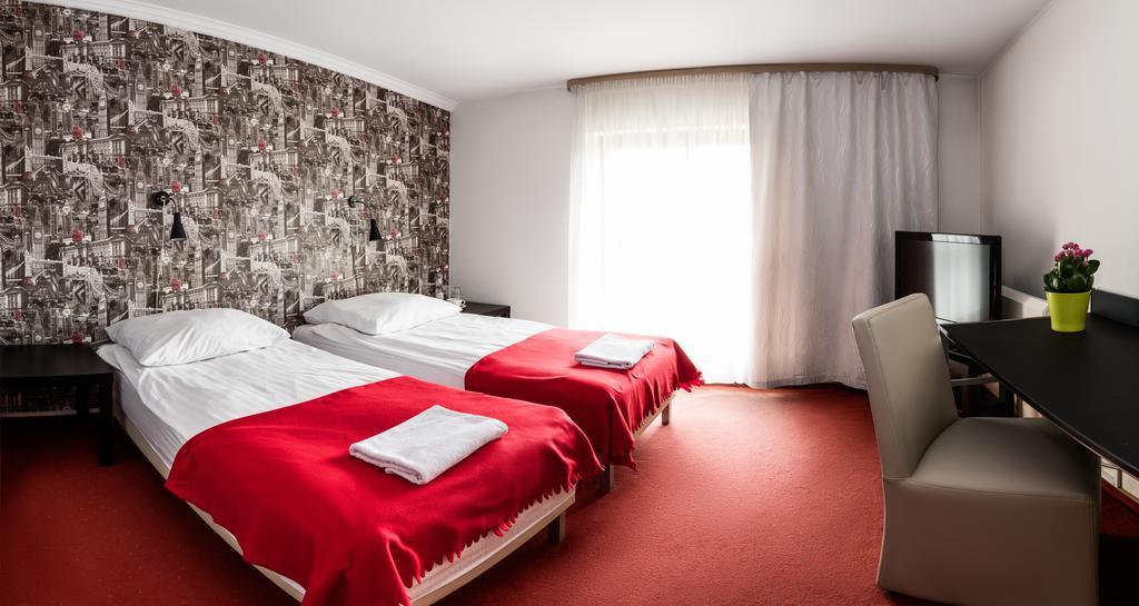 Hotel Piemont パビャニツェ エクステリア 写真