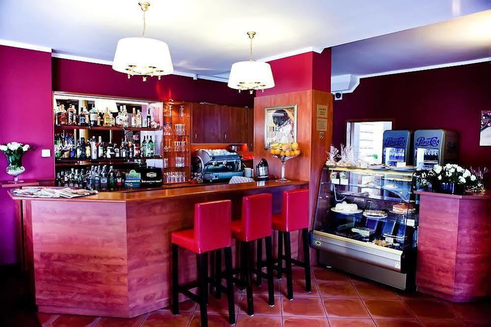 Hotel Piemont パビャニツェ エクステリア 写真